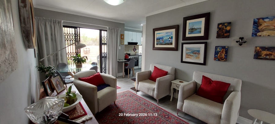 3 Bedroom Property for Sale in Paradise Beach Eastern Cape